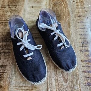 Olukai Kaula Pa’a Li Shoes Black Lace Up Espadrille Sneakers Women's Size 8.5B